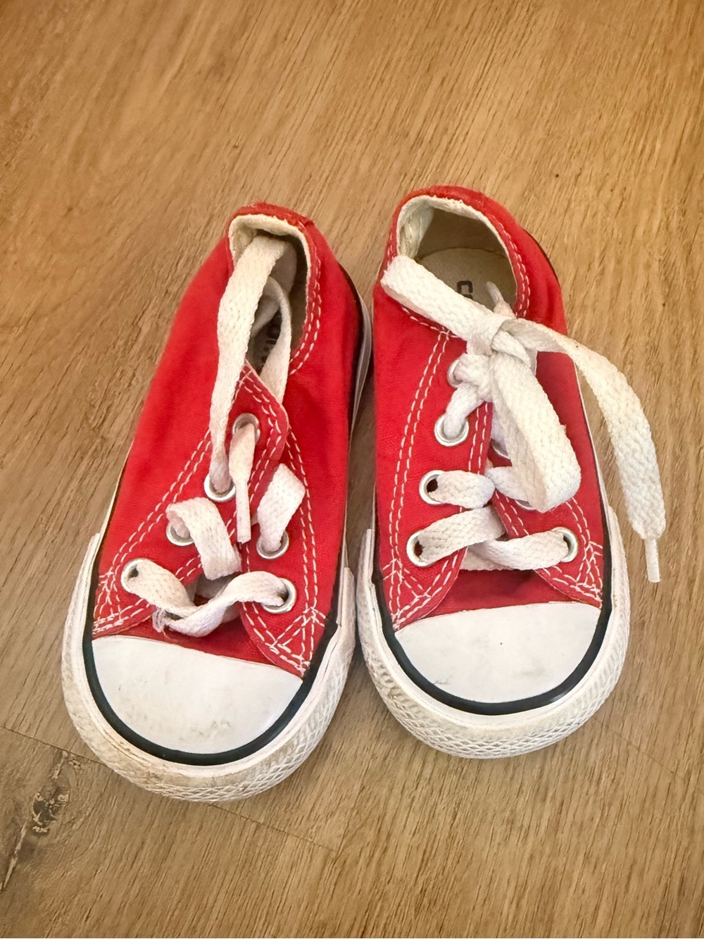 Red Converse - Picture 2 of 3